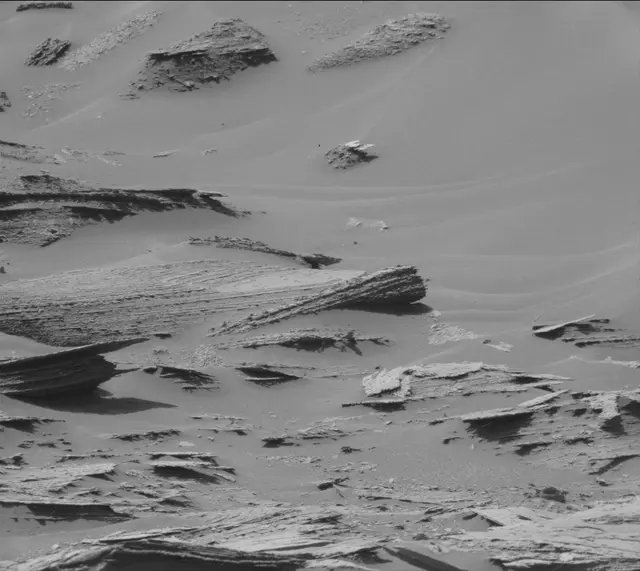 Sol 3589: Mast Camera (Mastcam)