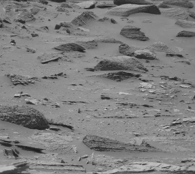 Sol 3589: Mast Camera (Mastcam)