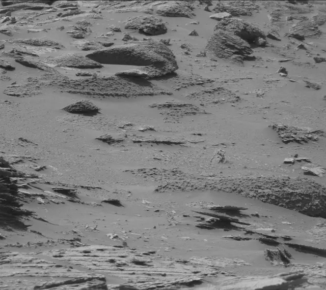 Sol 3589: Mast Camera (Mastcam)