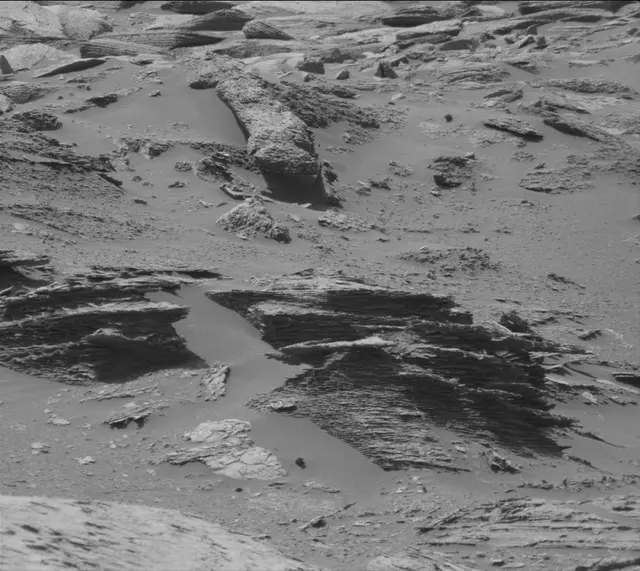 Sol 3589: Mast Camera (Mastcam)