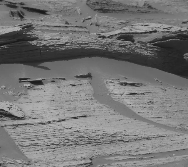 Sol 3589: Mast Camera (Mastcam)