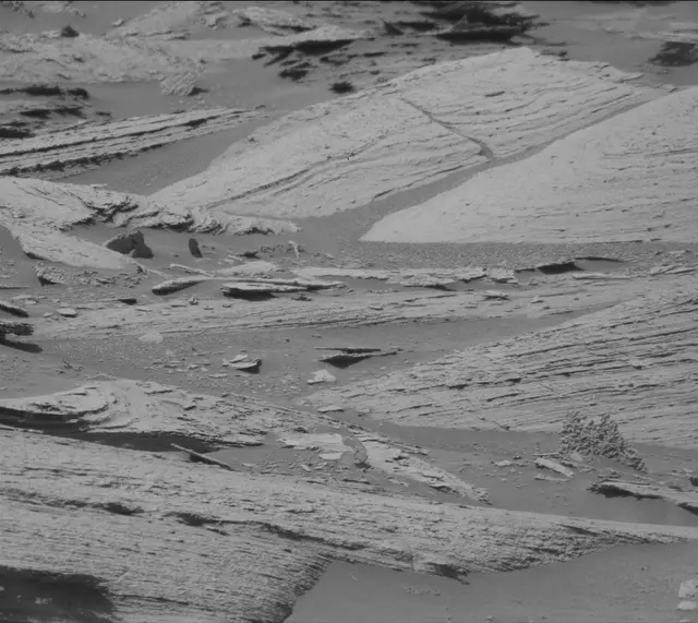 Sol 3589: Mast Camera (Mastcam)