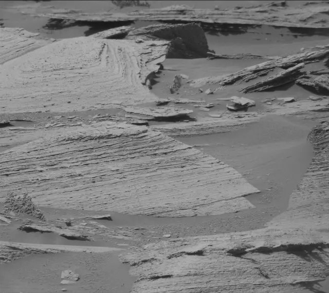 Sol 3589: Mast Camera (Mastcam)