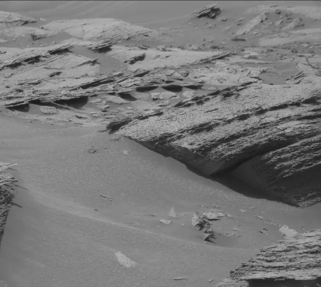 Sol 3589: Mast Camera (Mastcam)