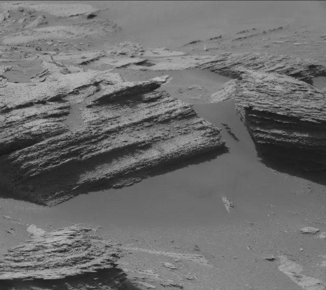 Sol 3589: Mast Camera (Mastcam)