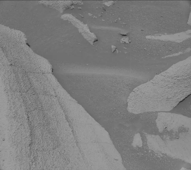 Sol 3591: Mast Camera (Mastcam)