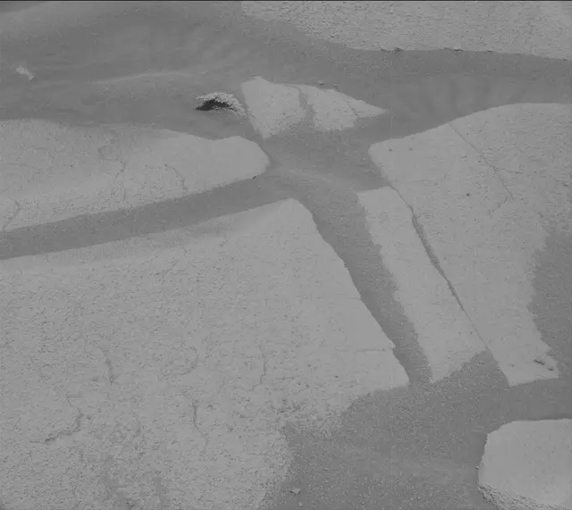 Sol 3591: Mast Camera (Mastcam)