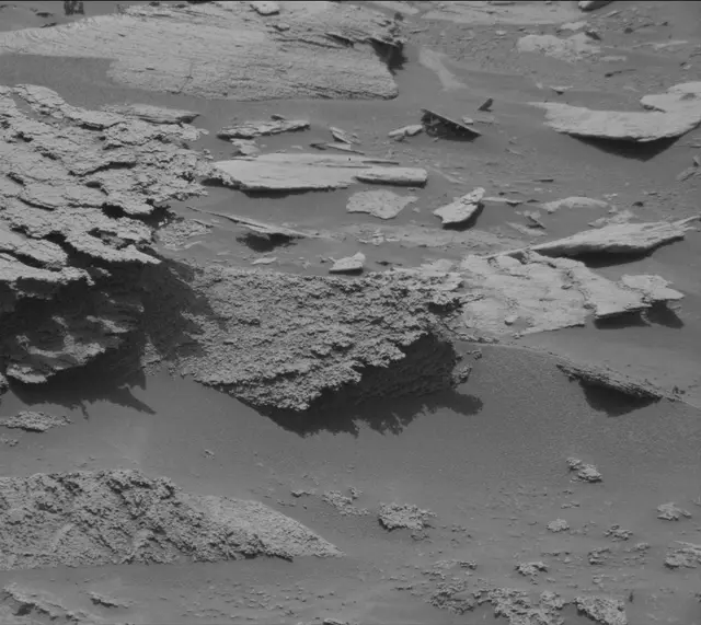 Sol 3592: Mast Camera (Mastcam)