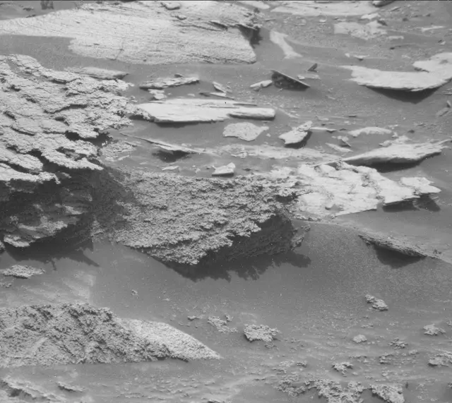 Sol 3592: Mast Camera (Mastcam)