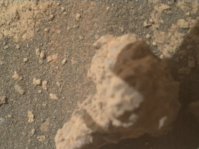 Sol 3592: Mars Hand Lens Imager (MAHLI)