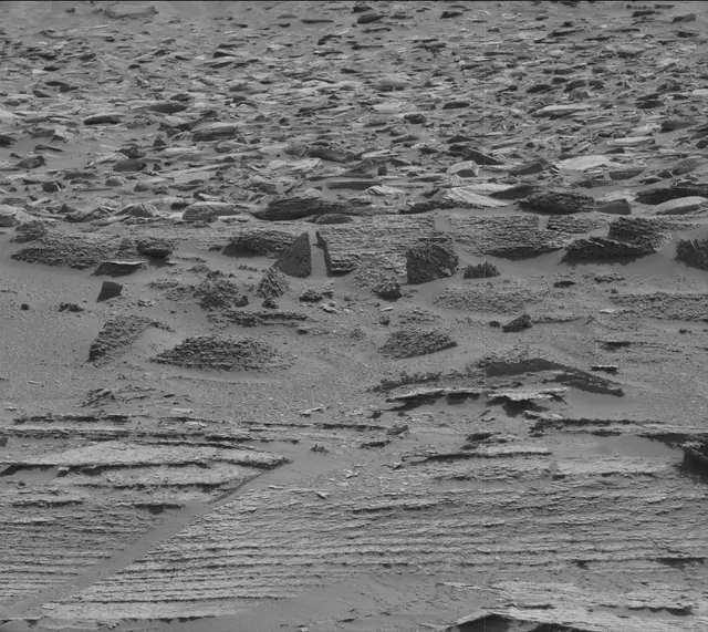 Sol 3594: Mast Camera (Mastcam)