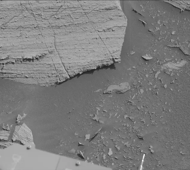 Sol 3594: Mast Camera (Mastcam)