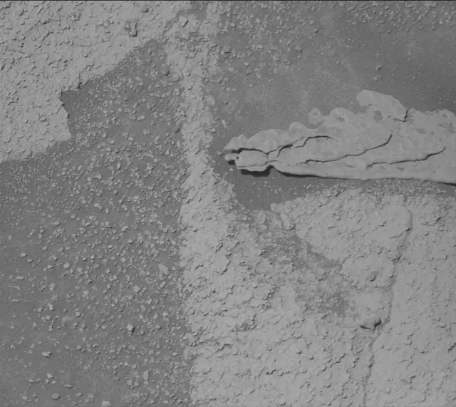 Sol 3594: Mast Camera (Mastcam)