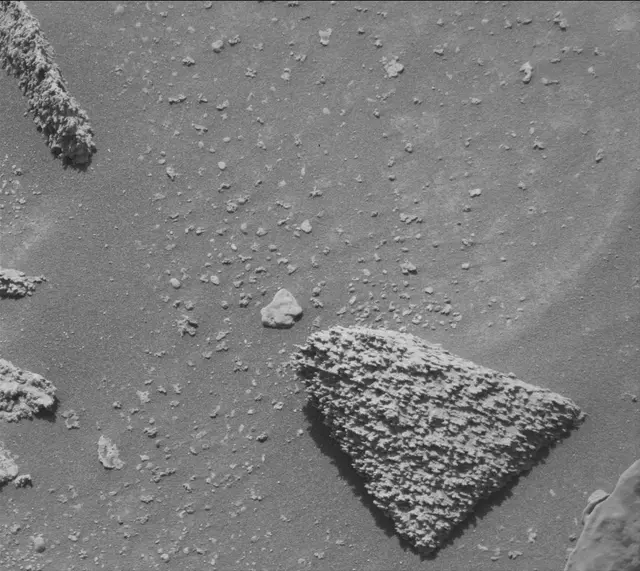 Sol 3594: Mast Camera (Mastcam)