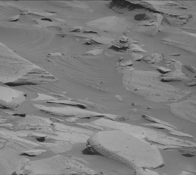 Sol 3594: Mast Camera (Mastcam)
