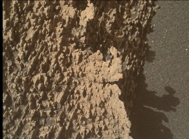 Sol 3594: Mars Hand Lens Imager (MAHLI)