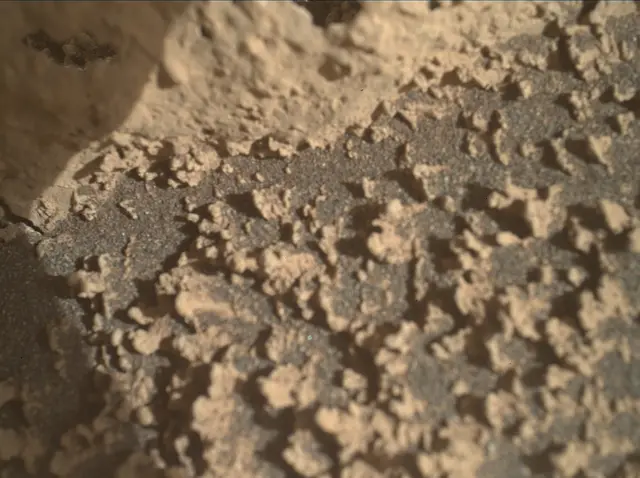 Sol 3594: Mars Hand Lens Imager (MAHLI)