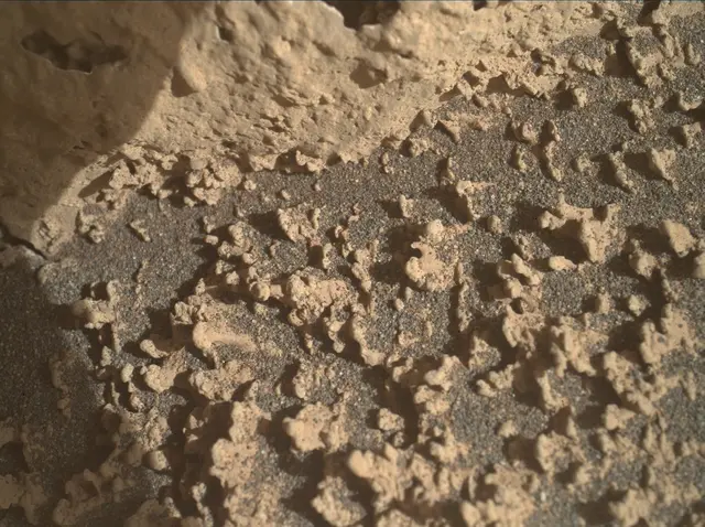 Sol 3594: Mars Hand Lens Imager (MAHLI)