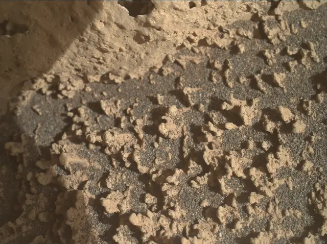 Sol 3594: Mars Hand Lens Imager (MAHLI)