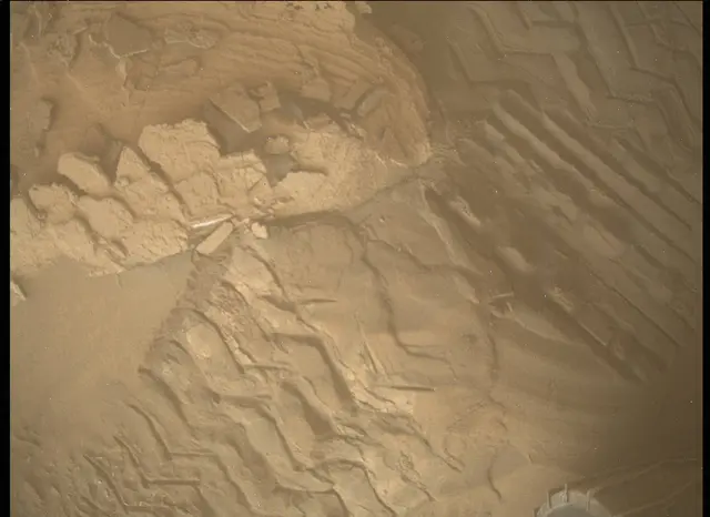 Sol 3594: Mars Descent Imager (MARDI)