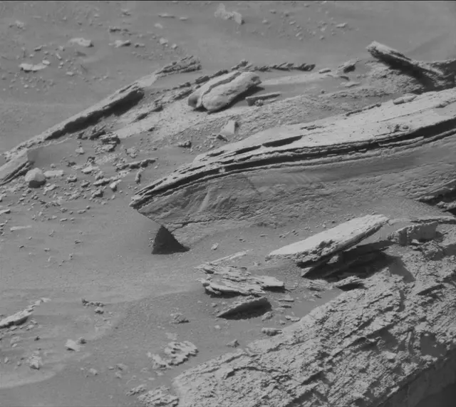 Sol 3596: Mast Camera (Mastcam)