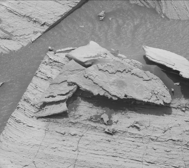 Sol 3597: Mast Camera (Mastcam)