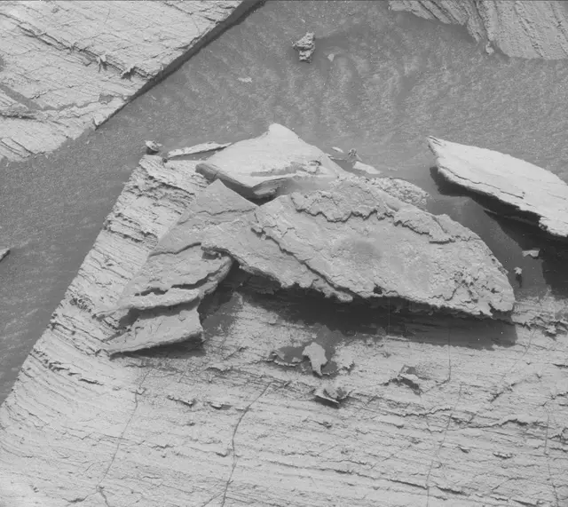 Sol 3597: Mast Camera (Mastcam)