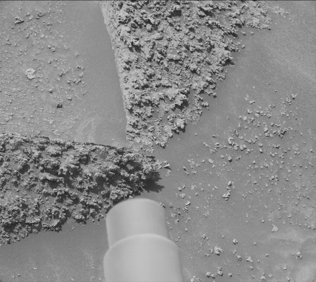 Sol 3597: Mast Camera (Mastcam)