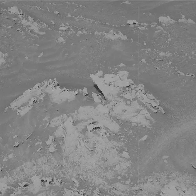 Sol 3597: Mast Camera (Mastcam)