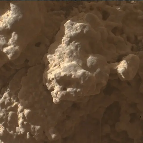 Sol 3599: Mars Hand Lens Imager (MAHLI)