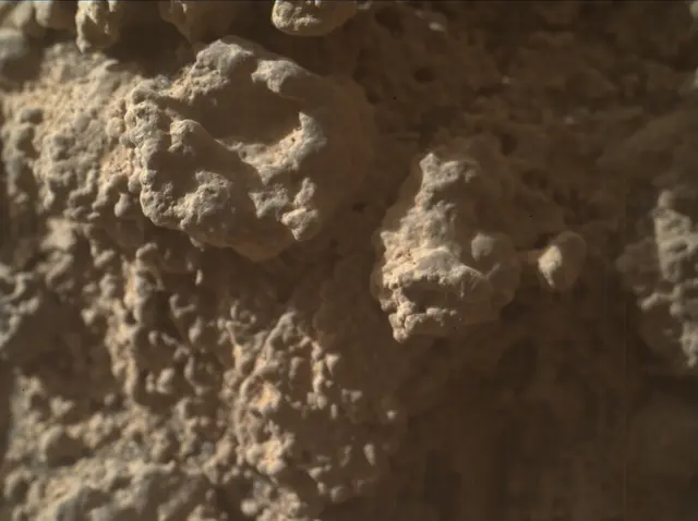Sol 3599: Mars Hand Lens Imager (MAHLI)