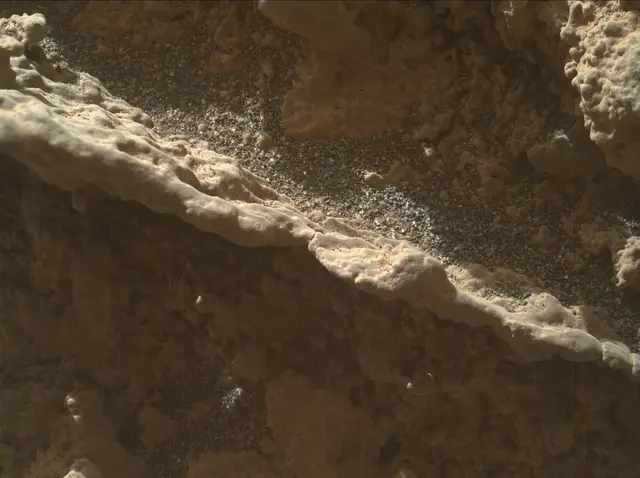 Sol 3599: Mars Hand Lens Imager (MAHLI)