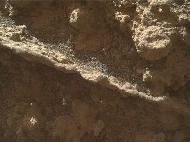 Sol 3599: Mars Hand Lens Imager (MAHLI)