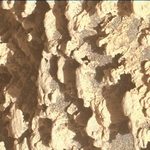 Sol 3599: Mars Hand Lens Imager (MAHLI)