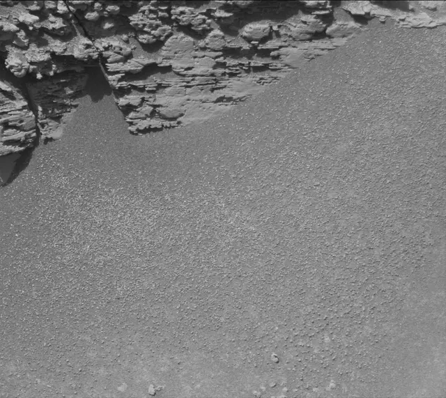 Sol 3600: Mast Camera (Mastcam)