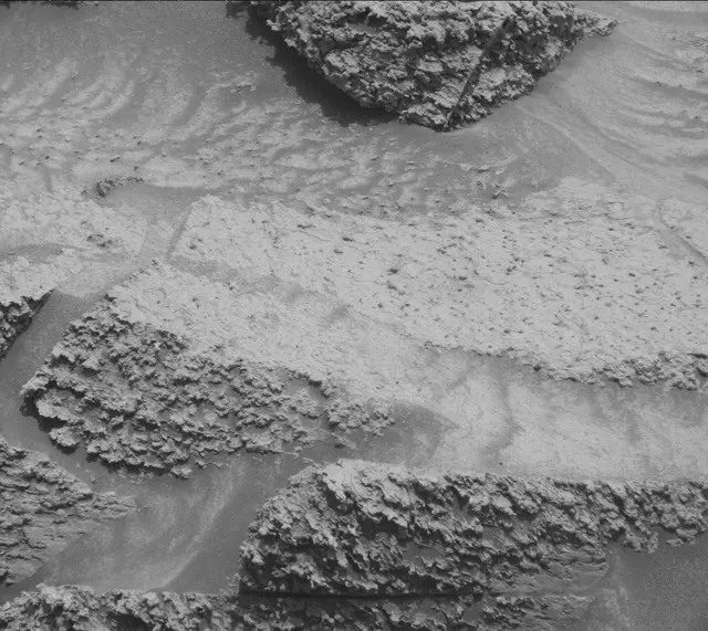 Sol 3601: Mast Camera (Mastcam)