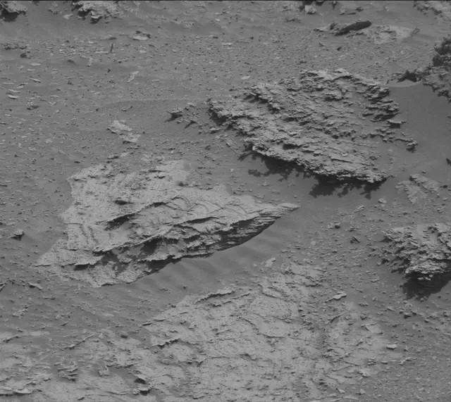 Sol 3601: Mast Camera (Mastcam)