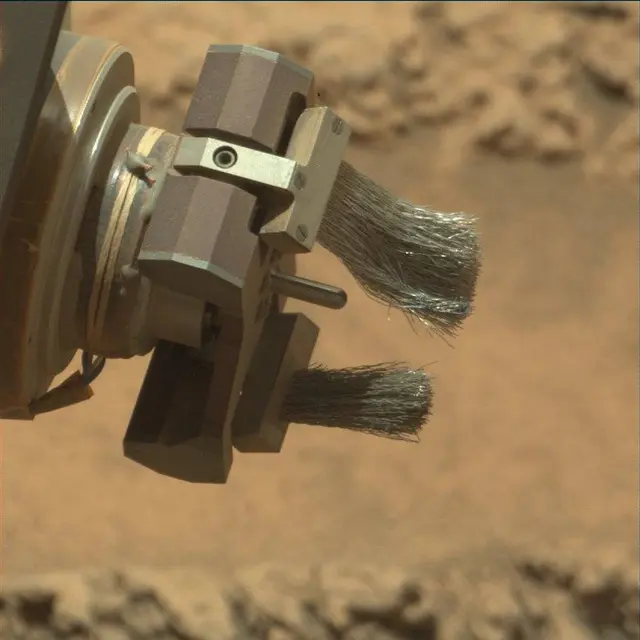 Sol 3601: Mast Camera (Mastcam)