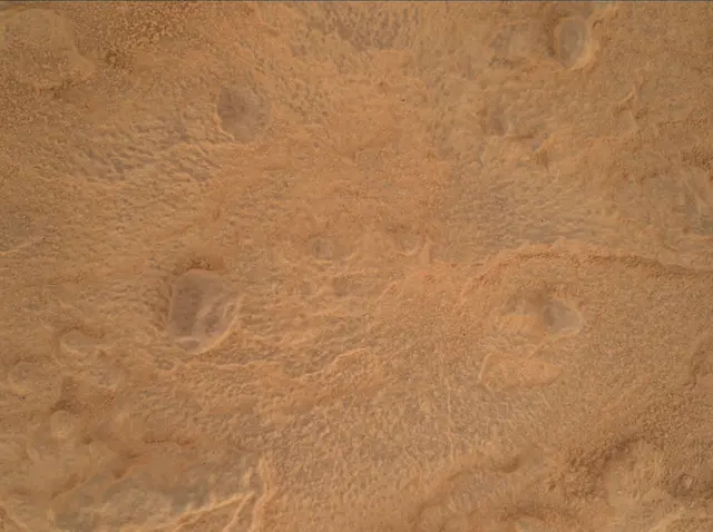Sol 3601: Mars Hand Lens Imager (MAHLI)