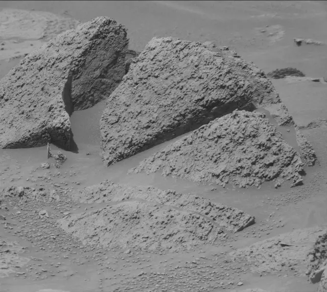 Sol 3602: Mast Camera (Mastcam)