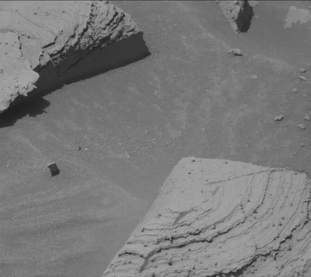Sol 3602: Mast Camera (Mastcam)