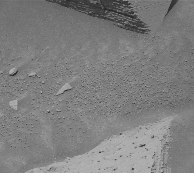 Sol 3602: Mast Camera (Mastcam)