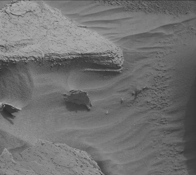 Sol 3603: Mast Camera (Mastcam)