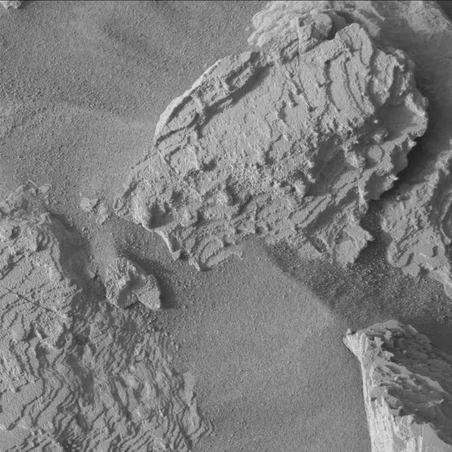 Sol 3603: Mast Camera (Mastcam)