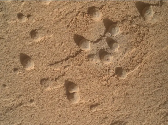 Sol 3603: Mars Hand Lens Imager (MAHLI)