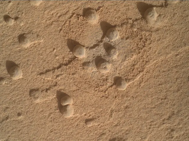 Sol 3603: Mars Hand Lens Imager (MAHLI)