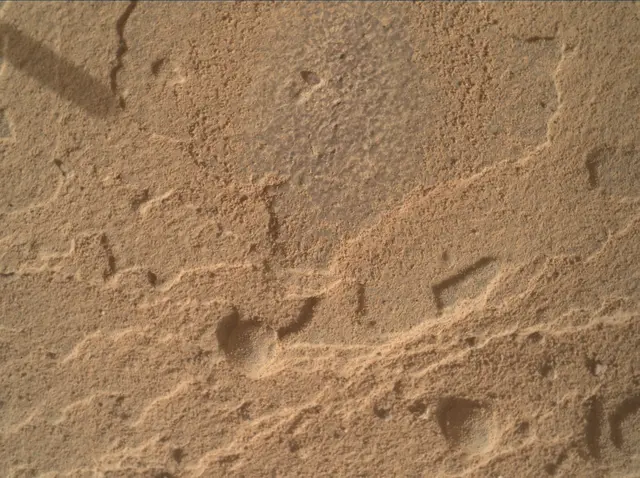 Sol 3603: Mars Hand Lens Imager (MAHLI)