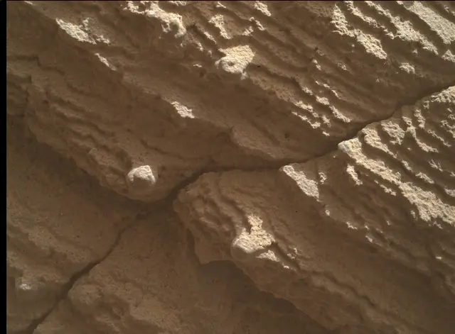 Sol 3603: Mars Hand Lens Imager (MAHLI)