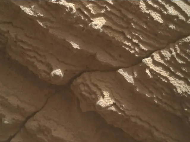 Sol 3603: Mars Hand Lens Imager (MAHLI)