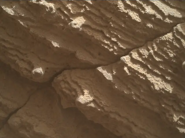 Sol 3603: Mars Hand Lens Imager (MAHLI)